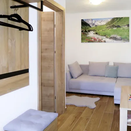 Lisi - Suz372 By Interhome * Stummerberg